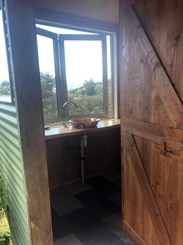 Sunrise Cabin At First Light Rangihaeata Retreat Takaka Eksteriør bilde