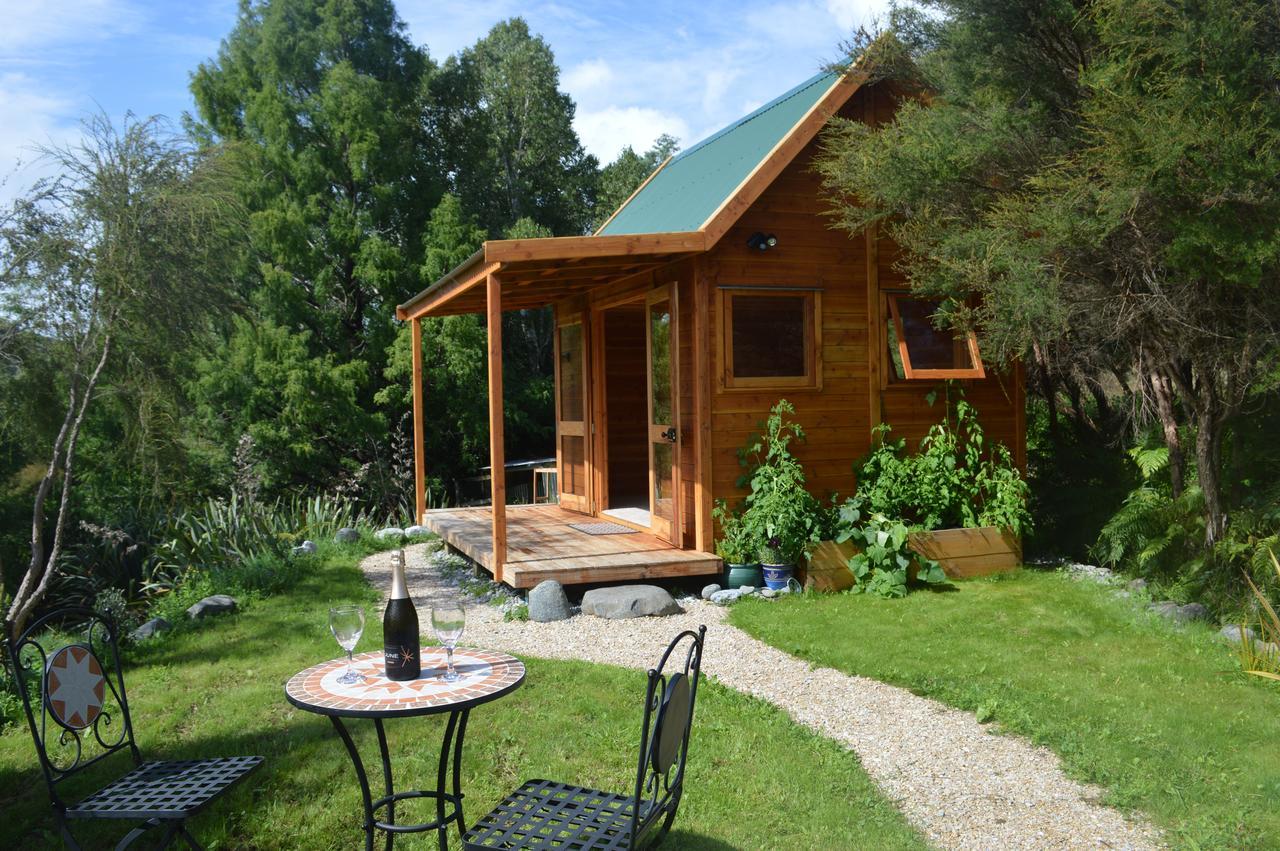 Sunrise Cabin At First Light Rangihaeata Retreat Takaka Eksteriør bilde